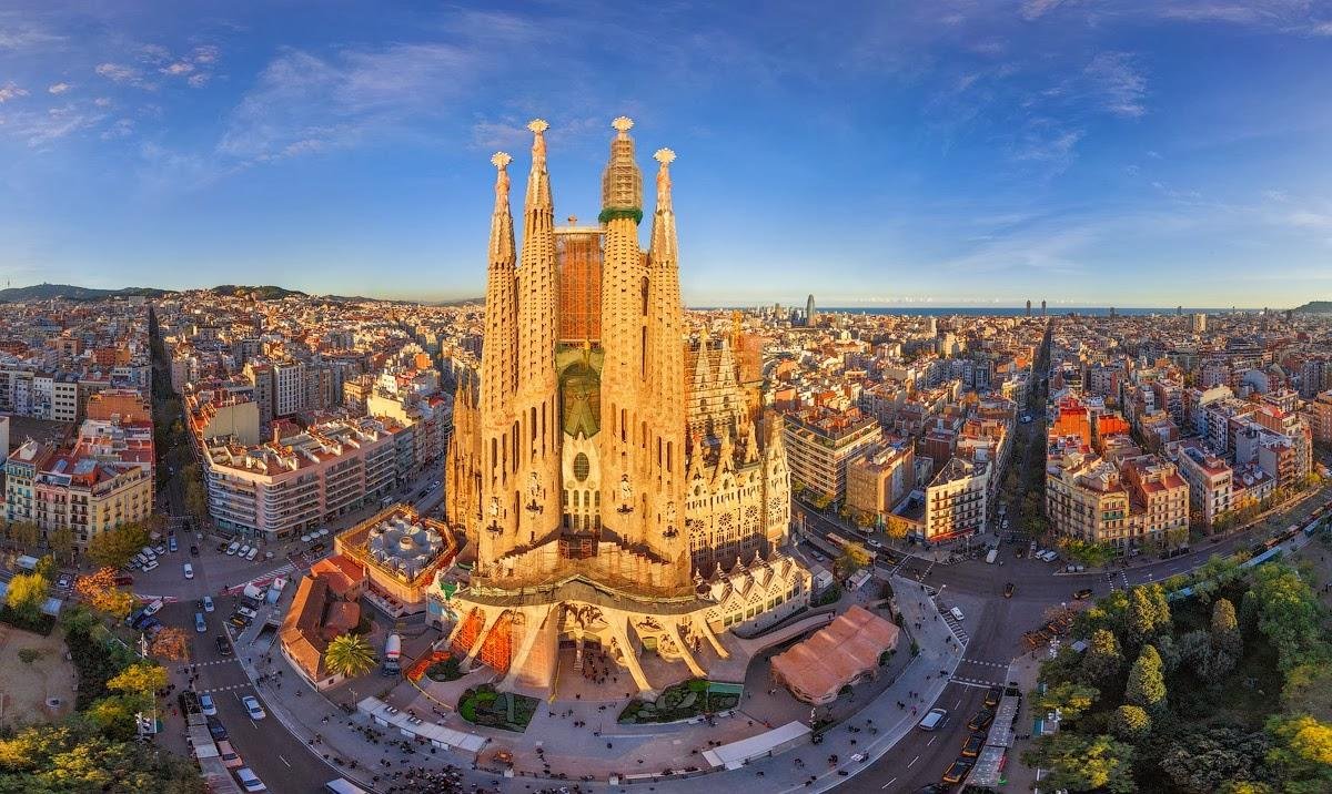 Barcelona_Spain_Mytraveljaunts