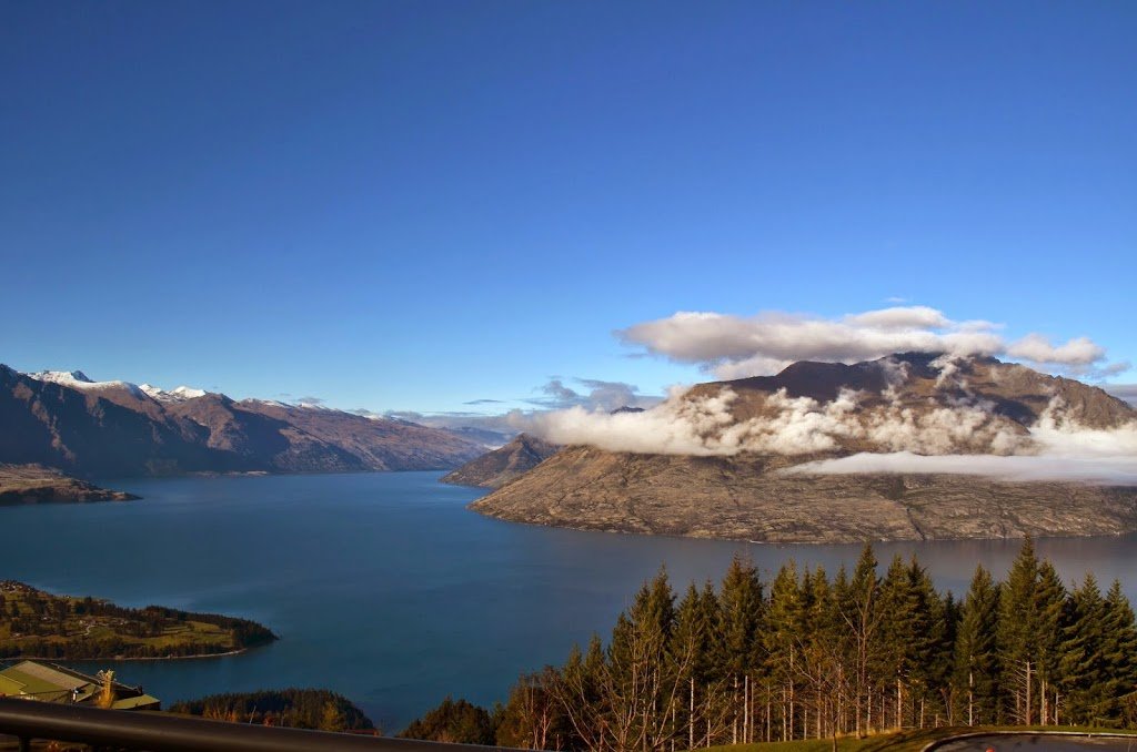 Lake Wakatipu, Queenstown by Travel Jaunts