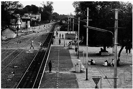 Pipariya Railway Station - Travel Jaunts Pipariya Railway Station - Travel Jaunts