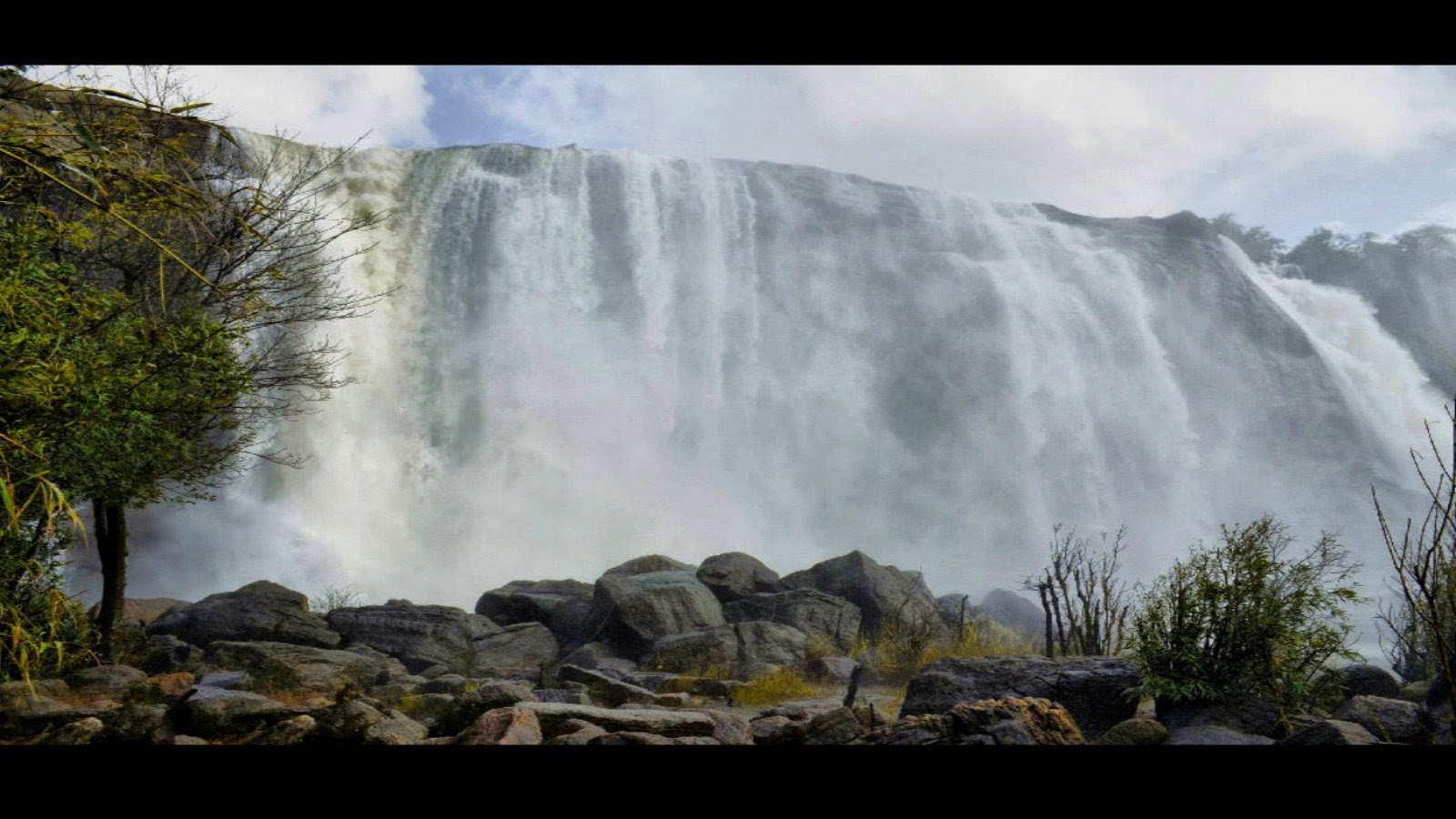 Athirapally falls