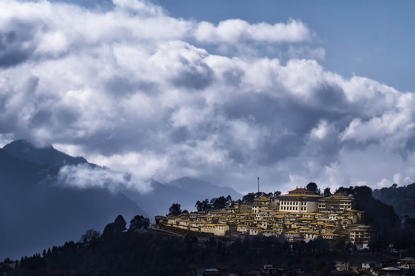 Tawang (courtesy amardeepphotography.com)