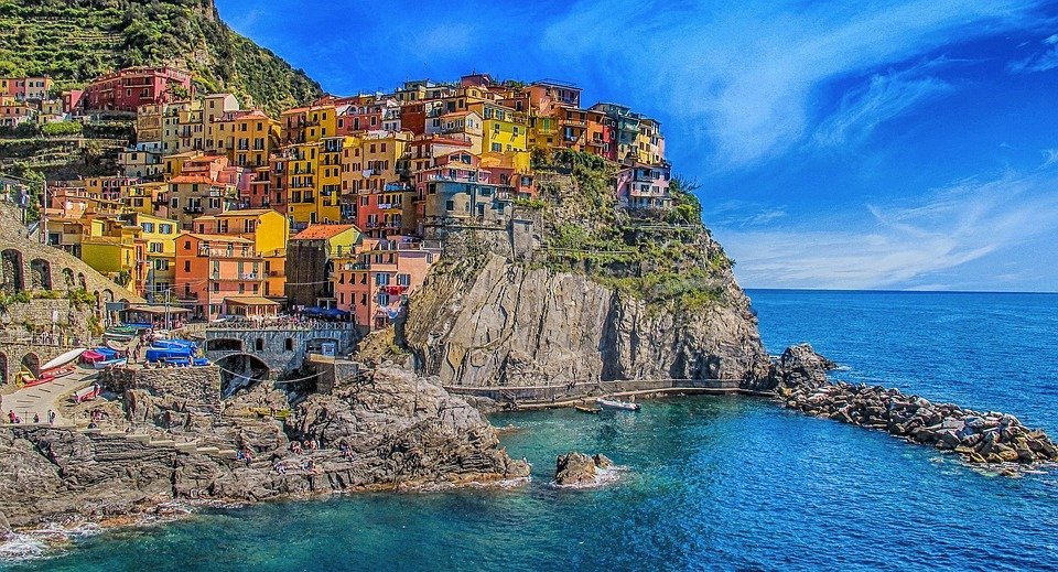 cinque-terre-town-Italy