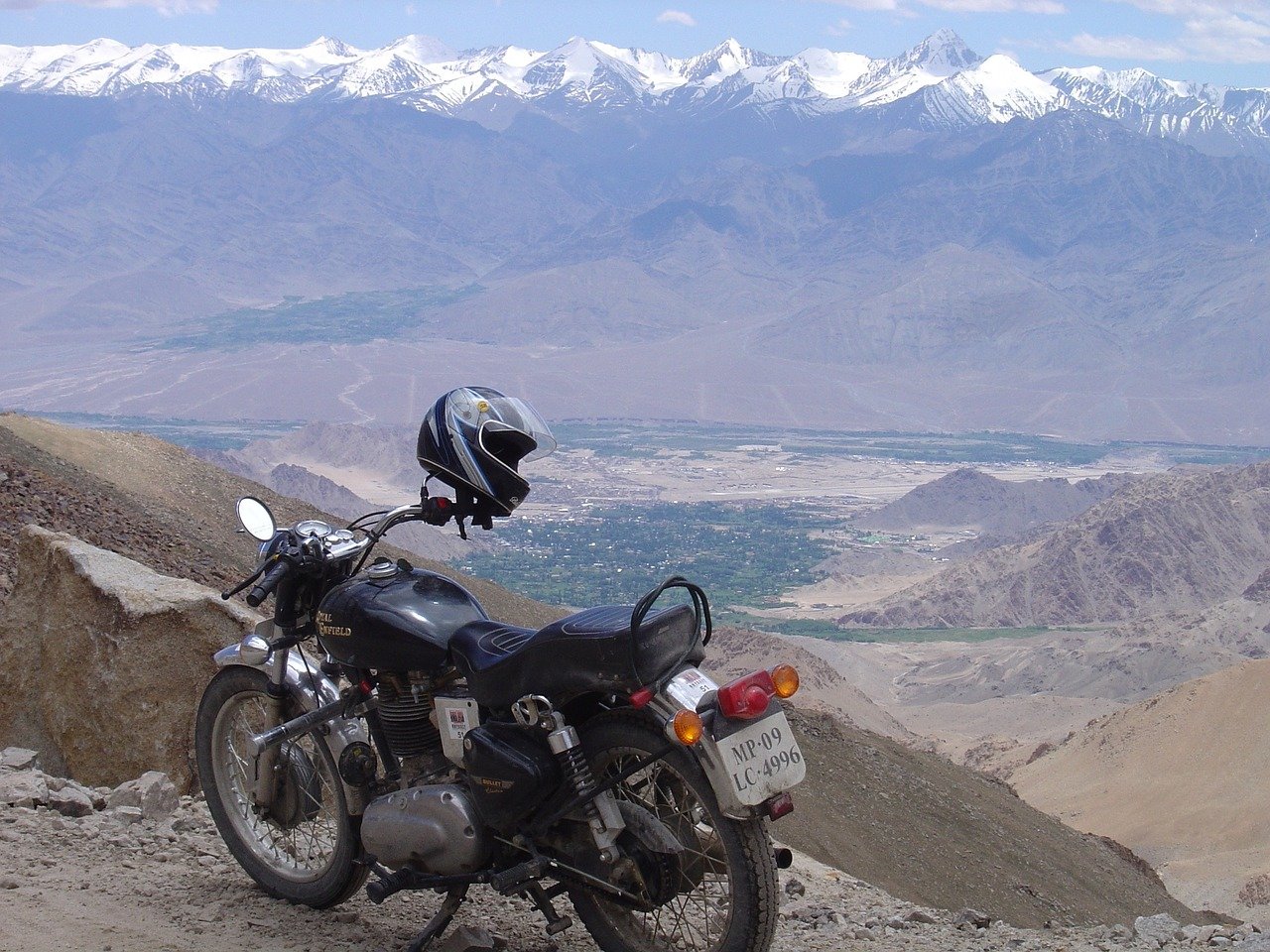 Manali Leh highway by Travel Jaunts