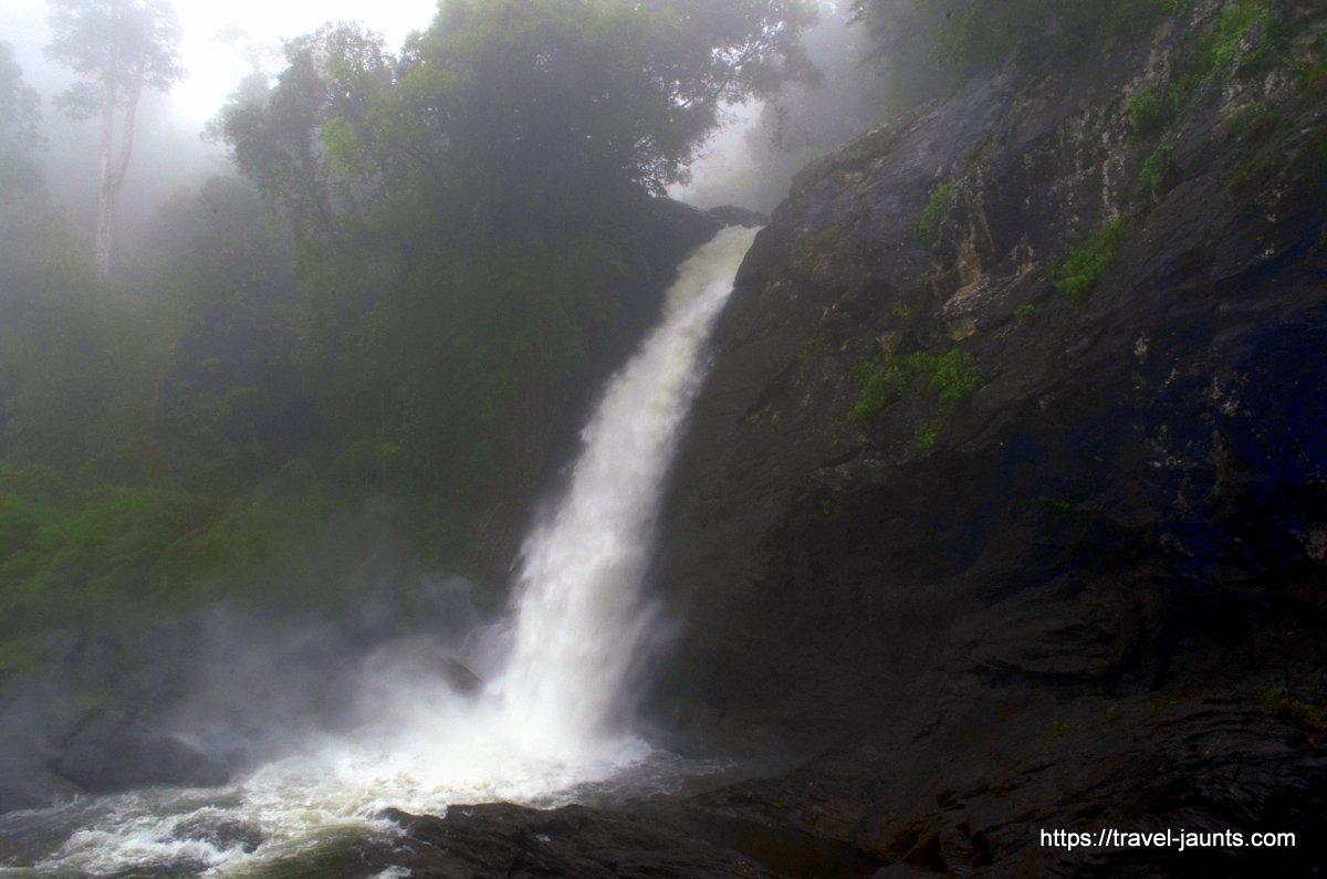 Sujipara Waterfalls