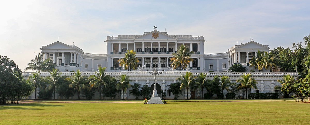 Falaknuma Palace (Courtesy: Wikipedia)