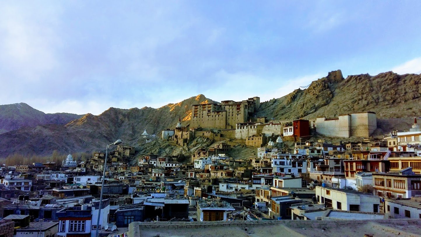 Leh Palace (by travel jaunts)