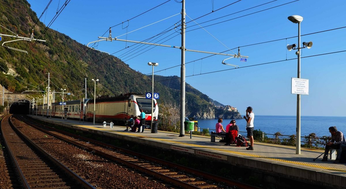 Train to Cinque Terre by Travel Jaunts