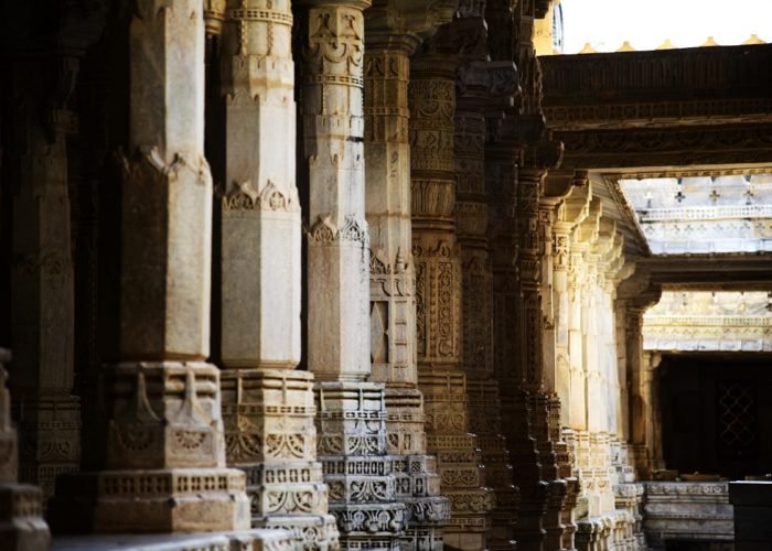 Play of light at Ranakpur Jain temples